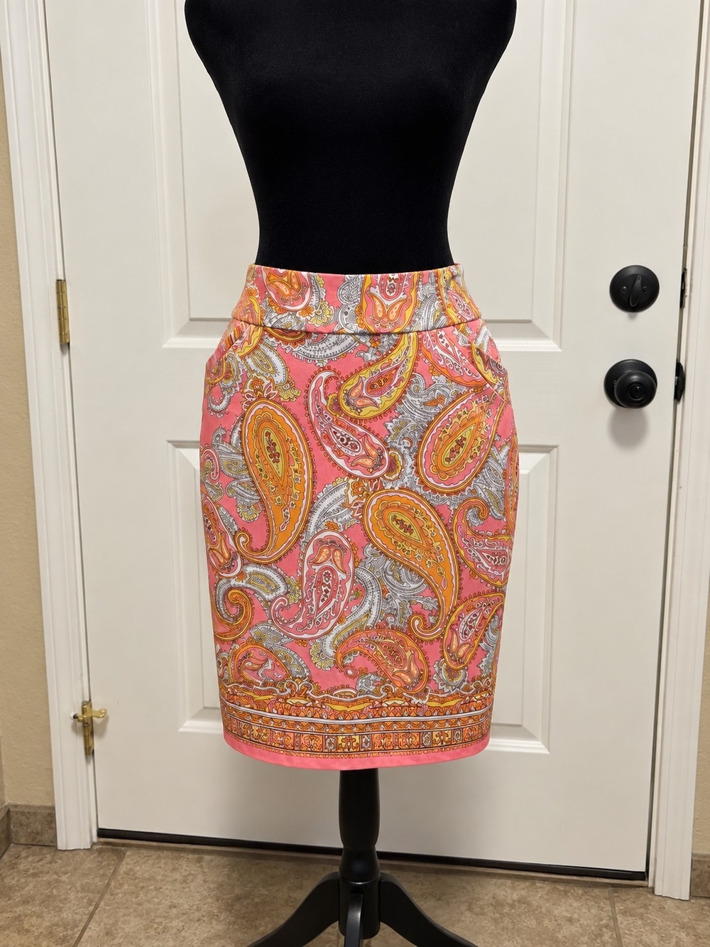 Charter Club Petite 8P Coral Paisley Border Print Pencil Skirt